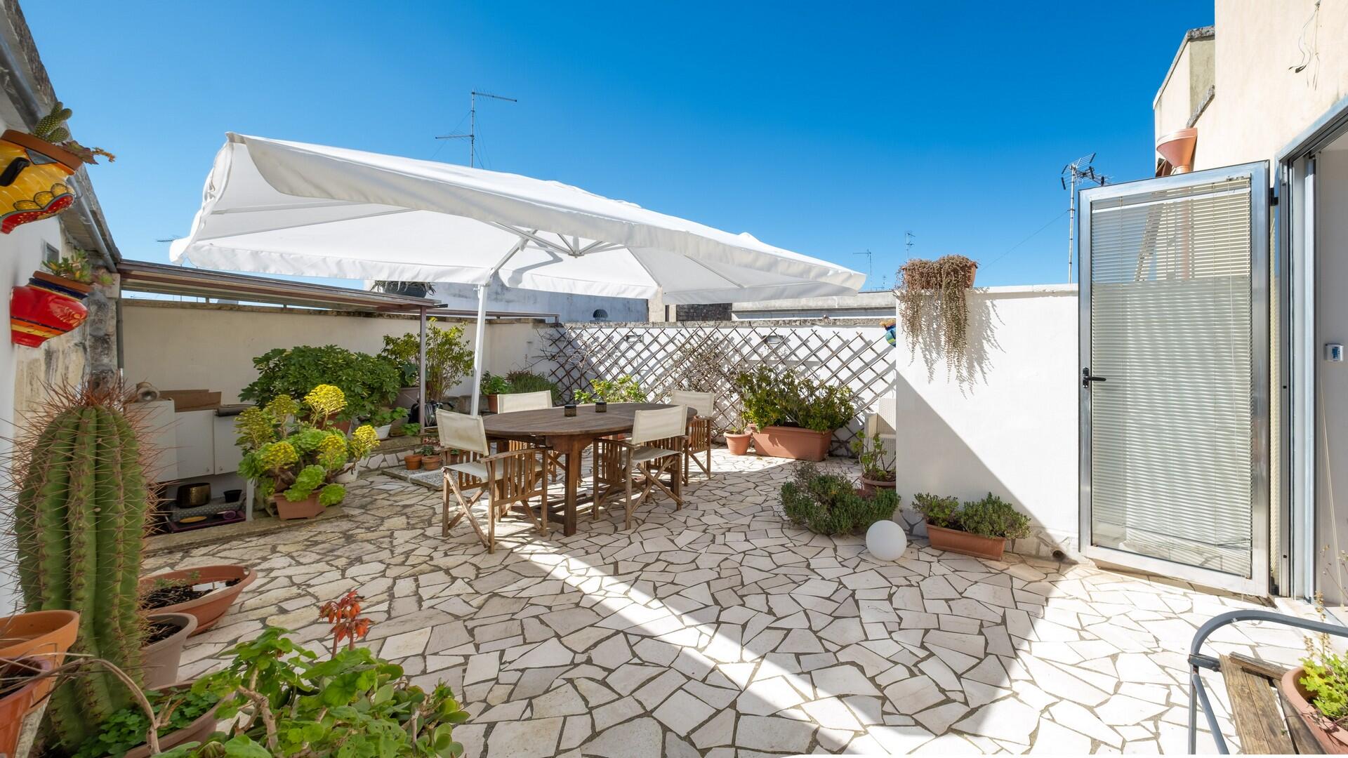 House for Sale with Terrace near Lecce