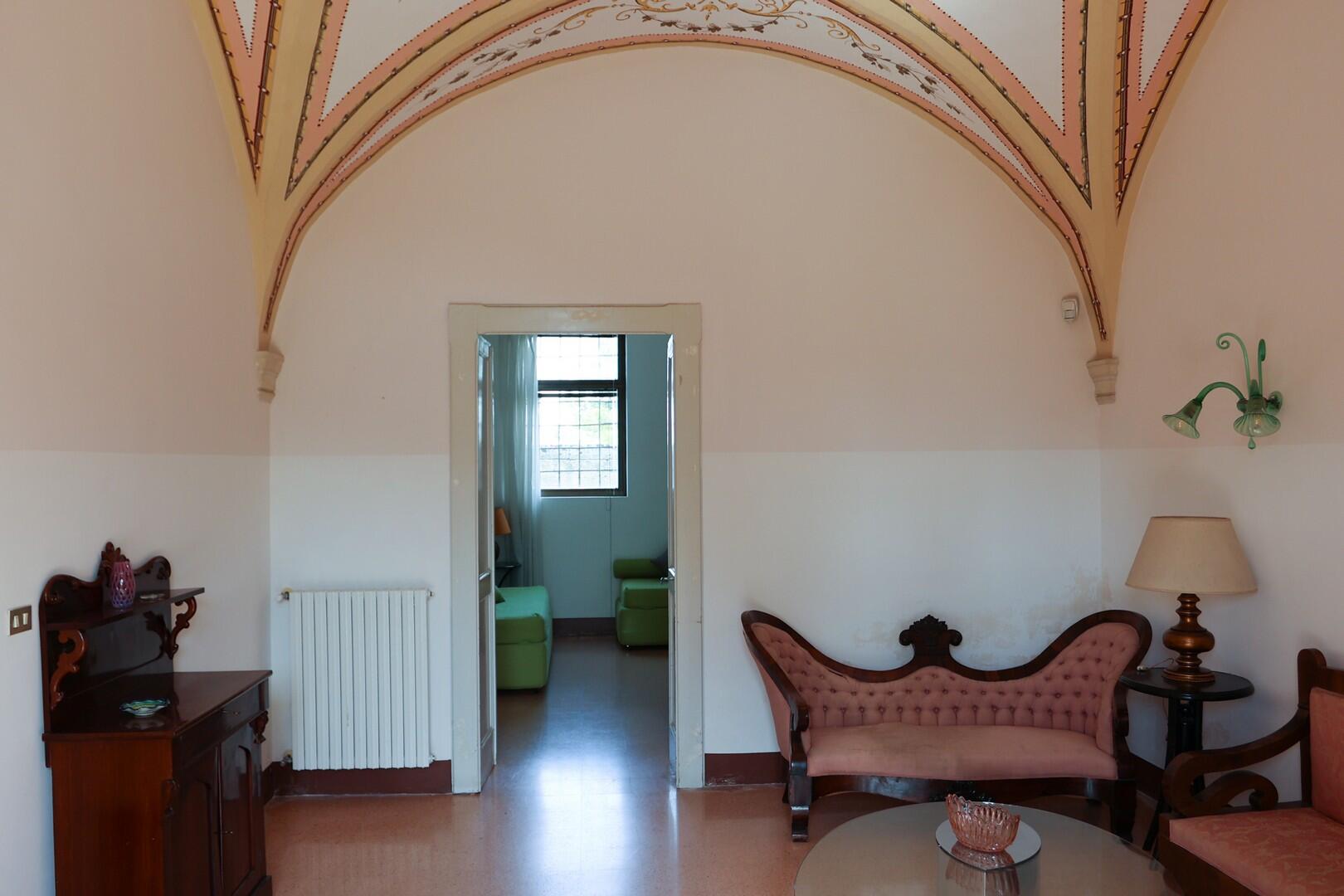 ELEGANTE CASINO DI CAMPAGNA VICINO LECCE