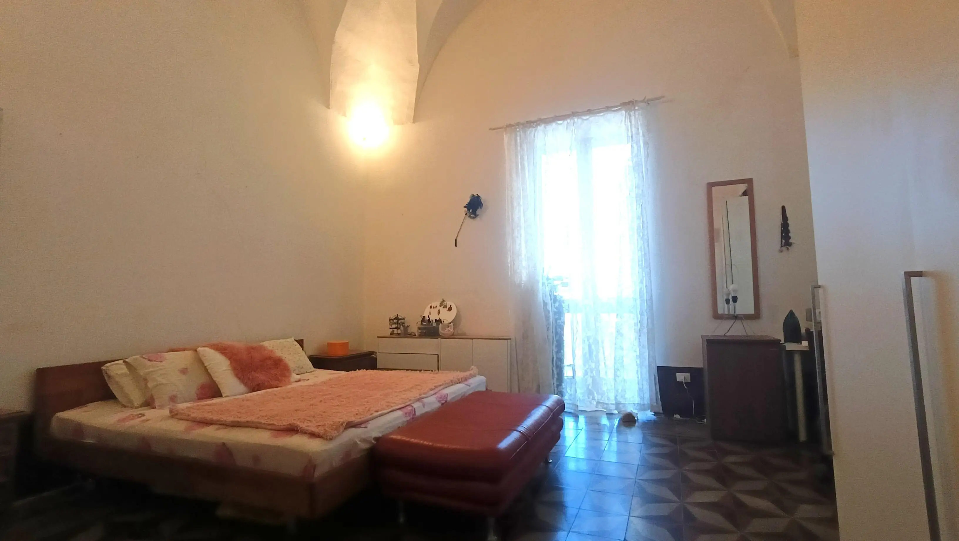 ELEGANTE DIMORA STORICA CON VOLTE A STELLA NEL CENTRO DI LECCE