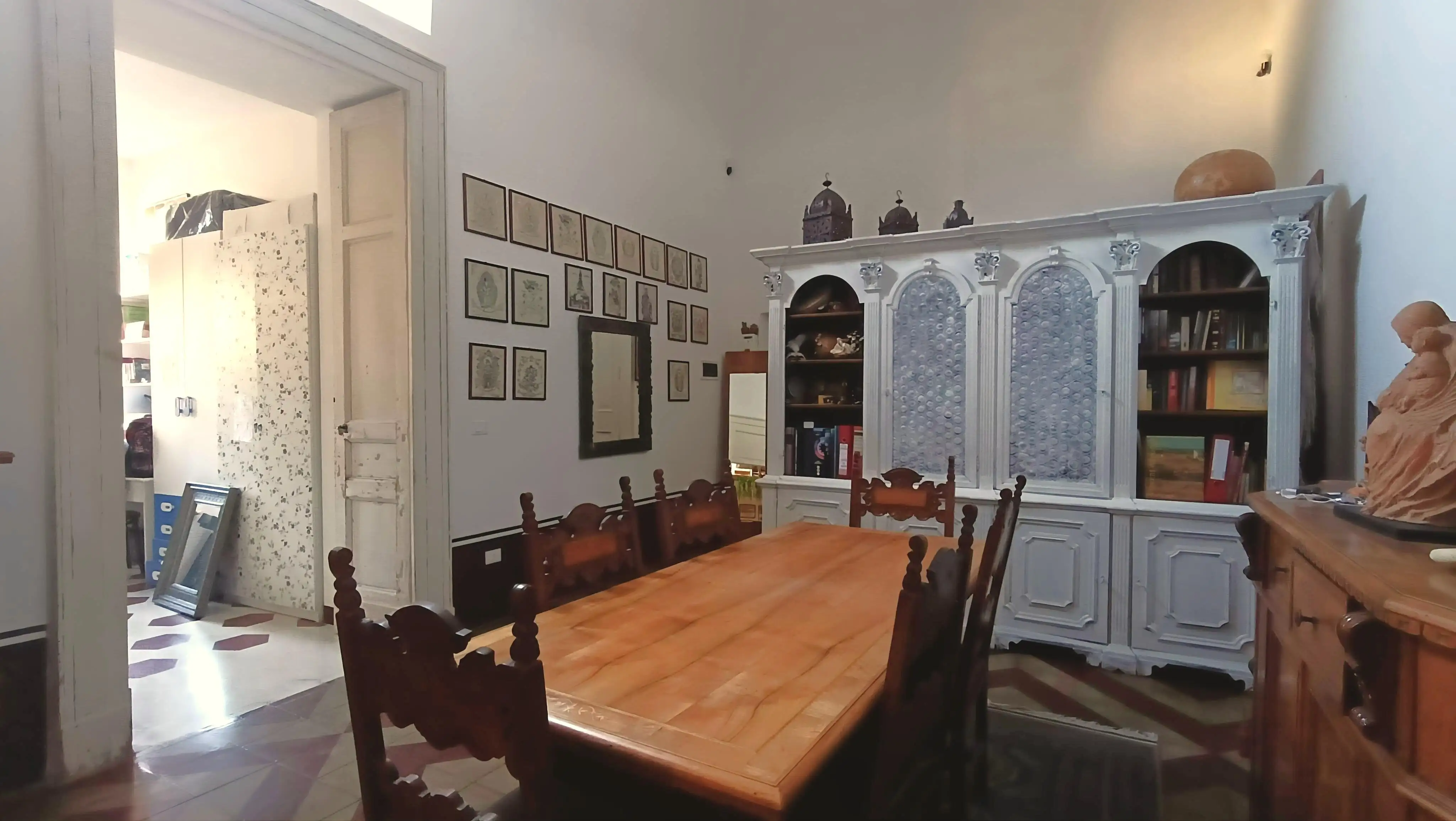 ELEGANTE DIMORA STORICA CON VOLTE A STELLA NEL CENTRO DI LECCE