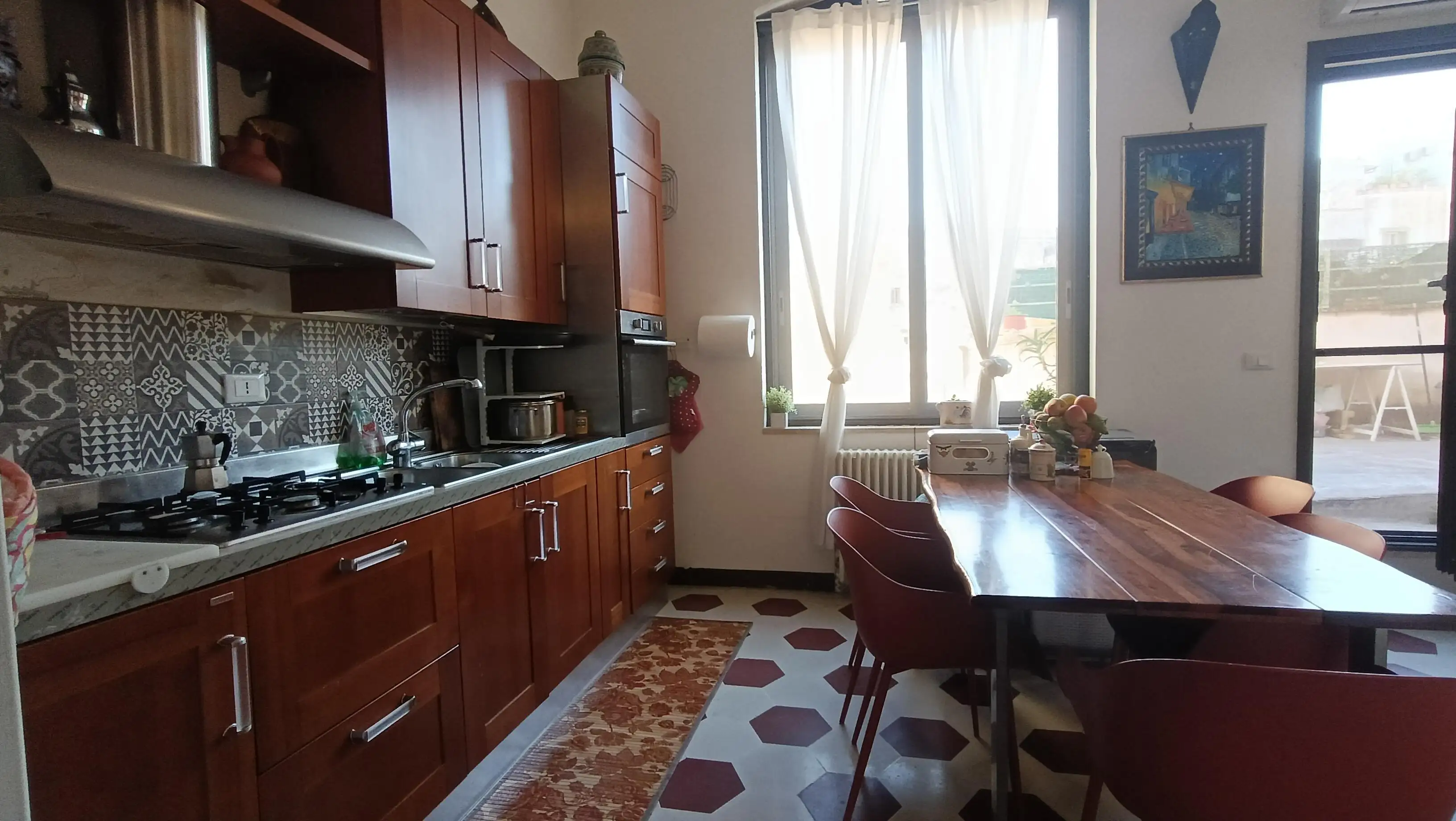 ELEGANTE DIMORA STORICA CON VOLTE A STELLA NEL CENTRO DI LECCE