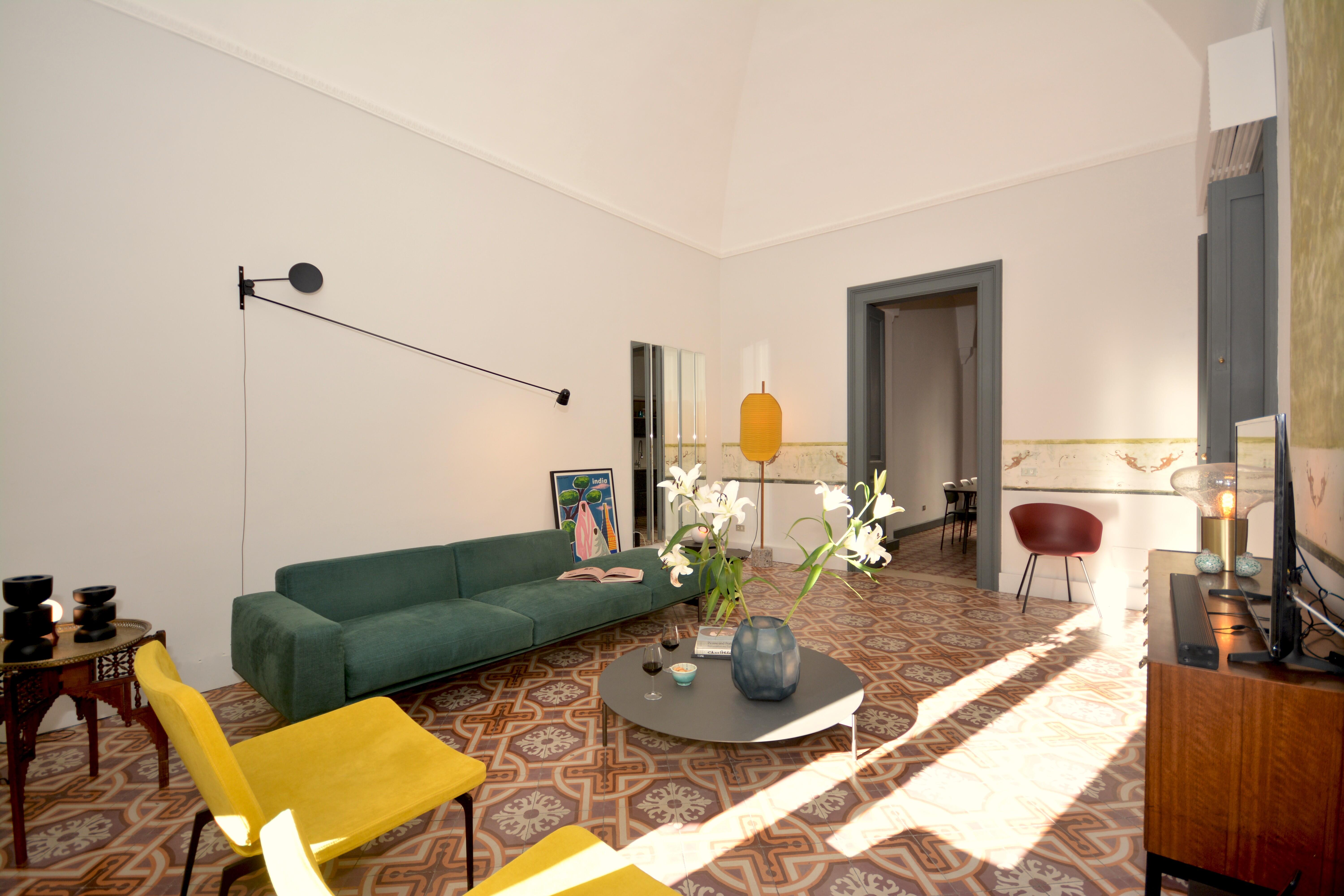 Historic Palazzetto with Terraces and Mini-Pool for Sale, Lecce