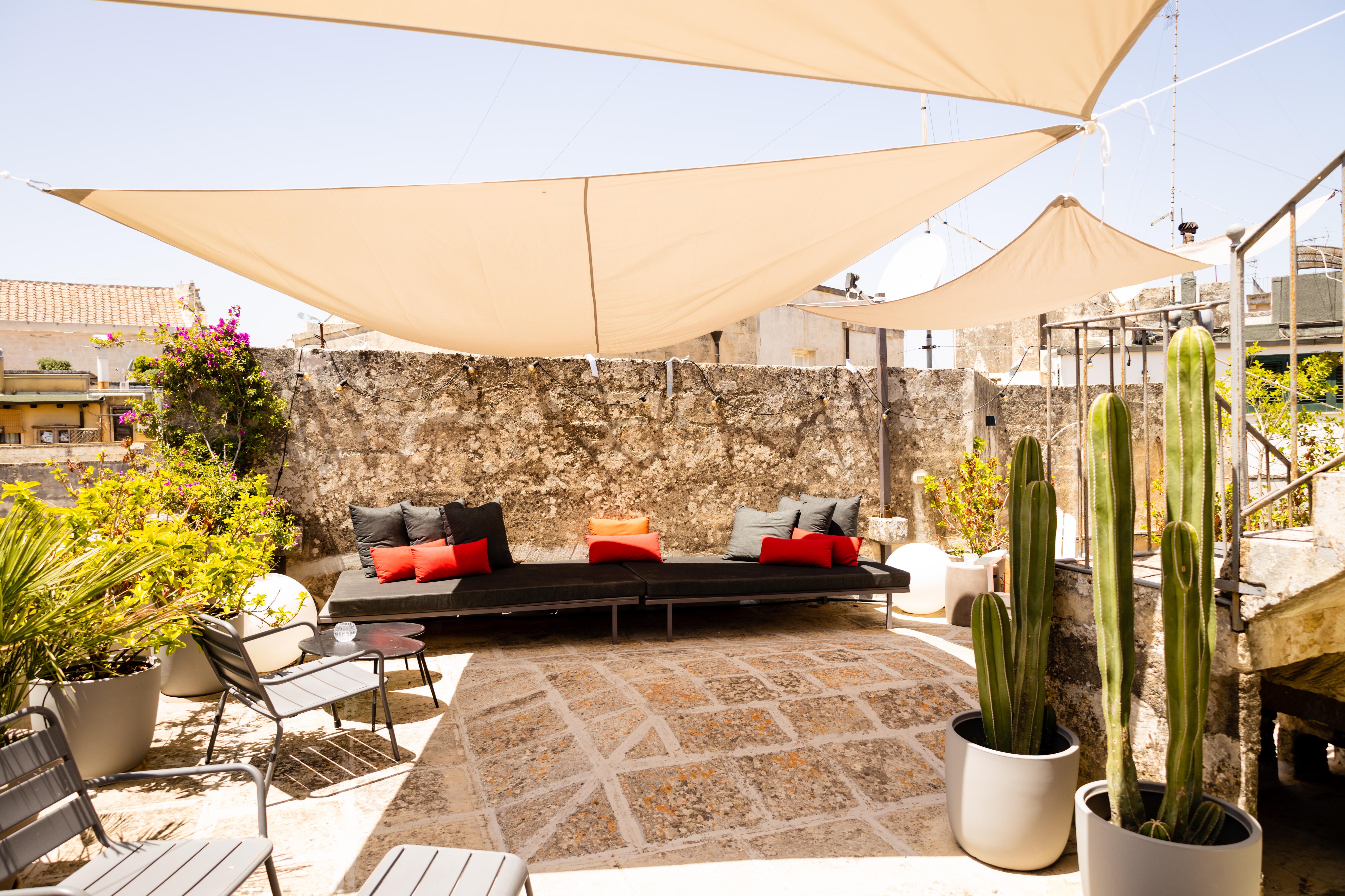 Historic Palazzetto with Terraces and Mini-Pool for Sale, Lecce