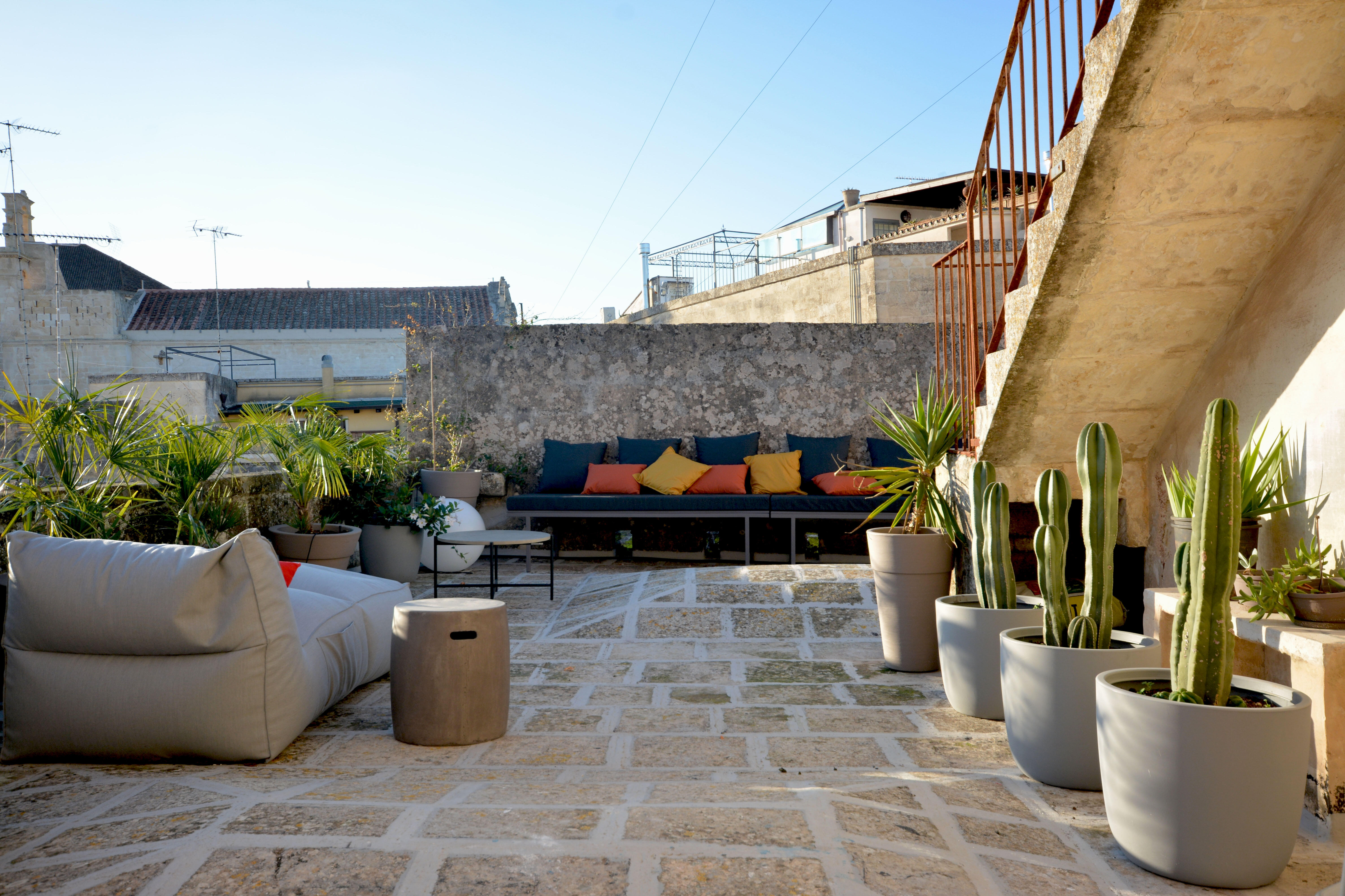 Historic Palazzetto with Terraces and Mini-Pool for Sale, Lecce