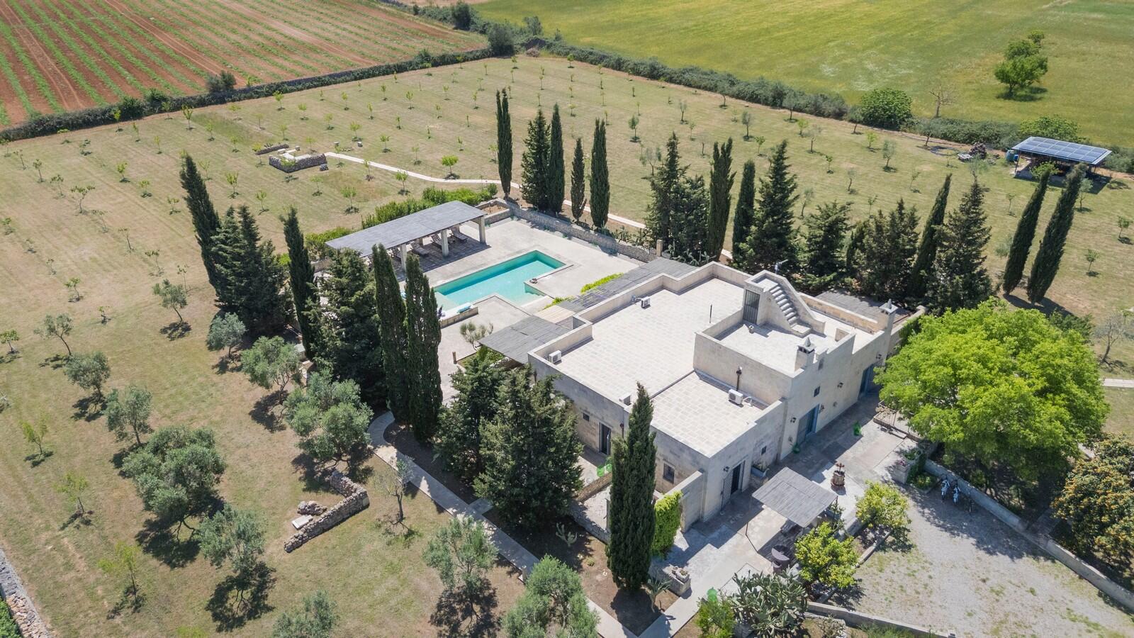 Masseria con piscina in vendita, Puglia
