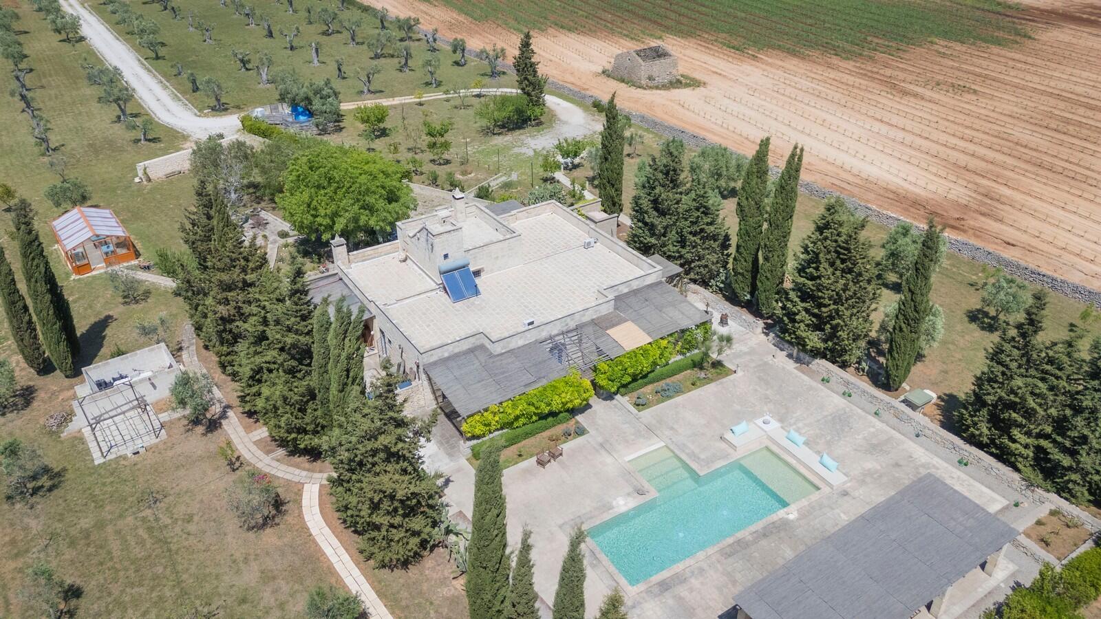 Masseria con piscina in vendita, Puglia