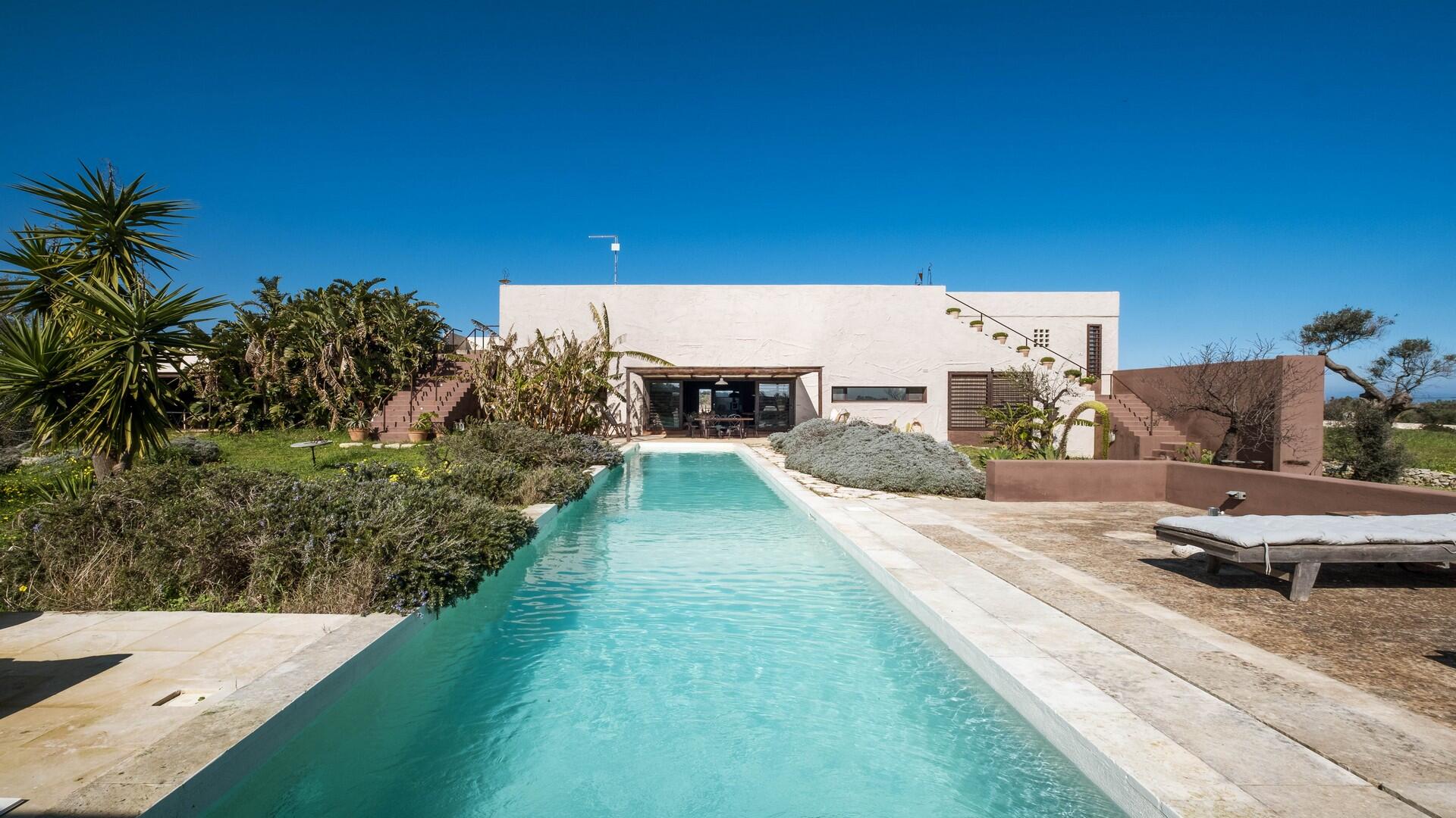 Designer Sea View Villa with Pool for sale, Apulia