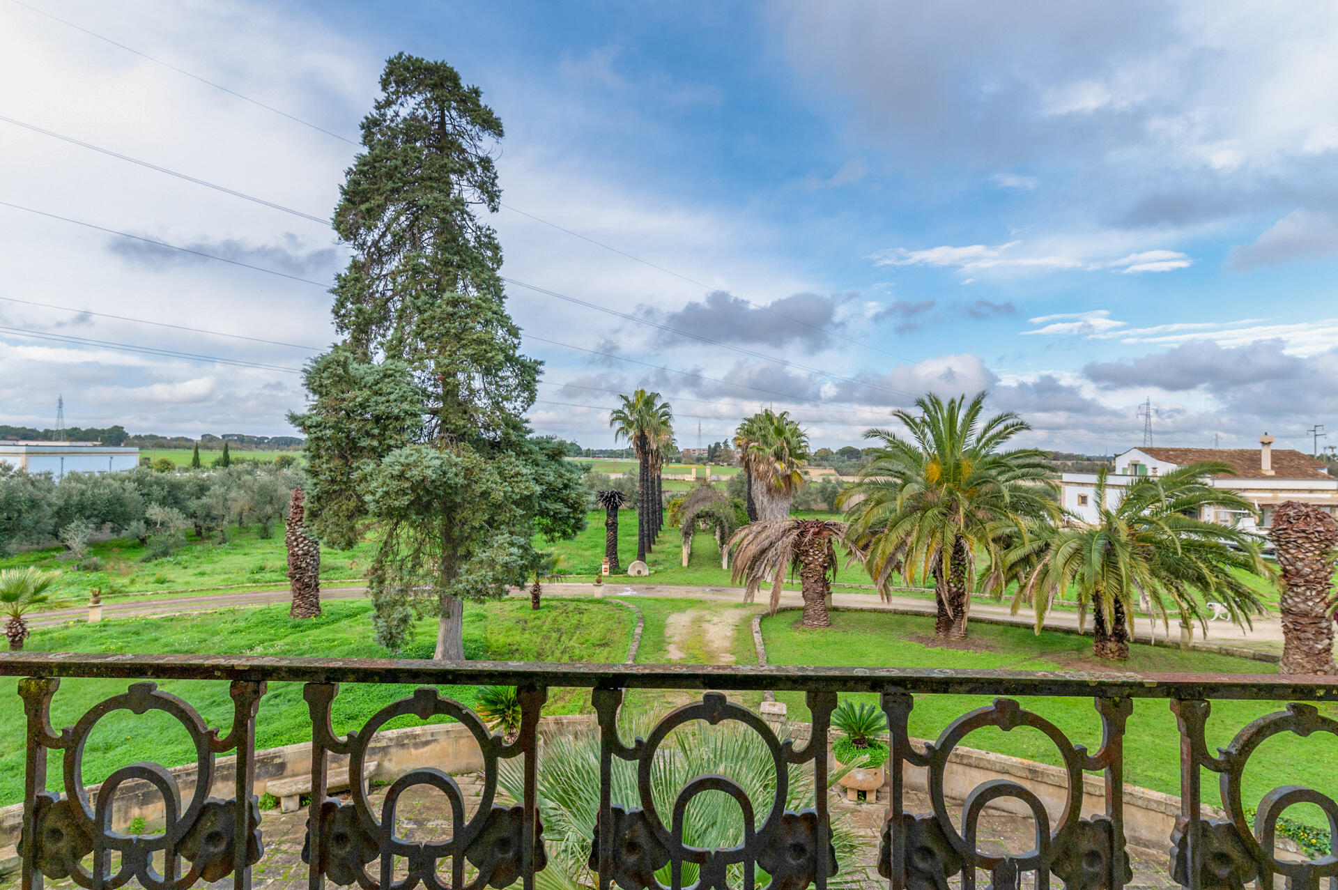 Villa d’epoca con piscina e parco in vendita a Lecce