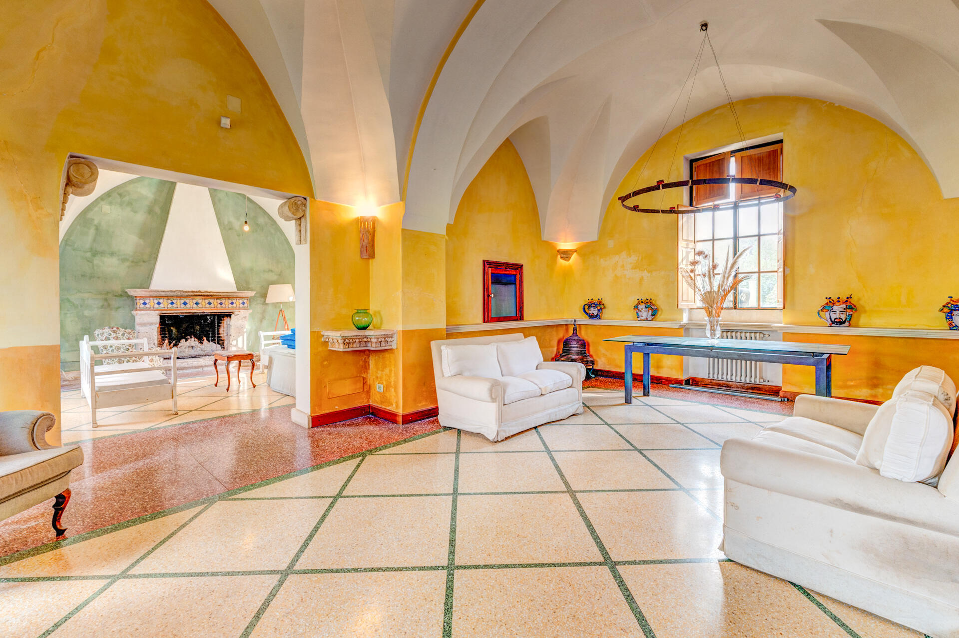 Villa d’epoca con piscina e parco in vendita a Lecce