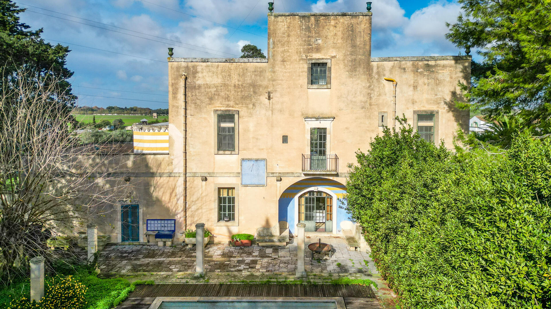 Villa d’epoca con piscina e parco in vendita a Lecce