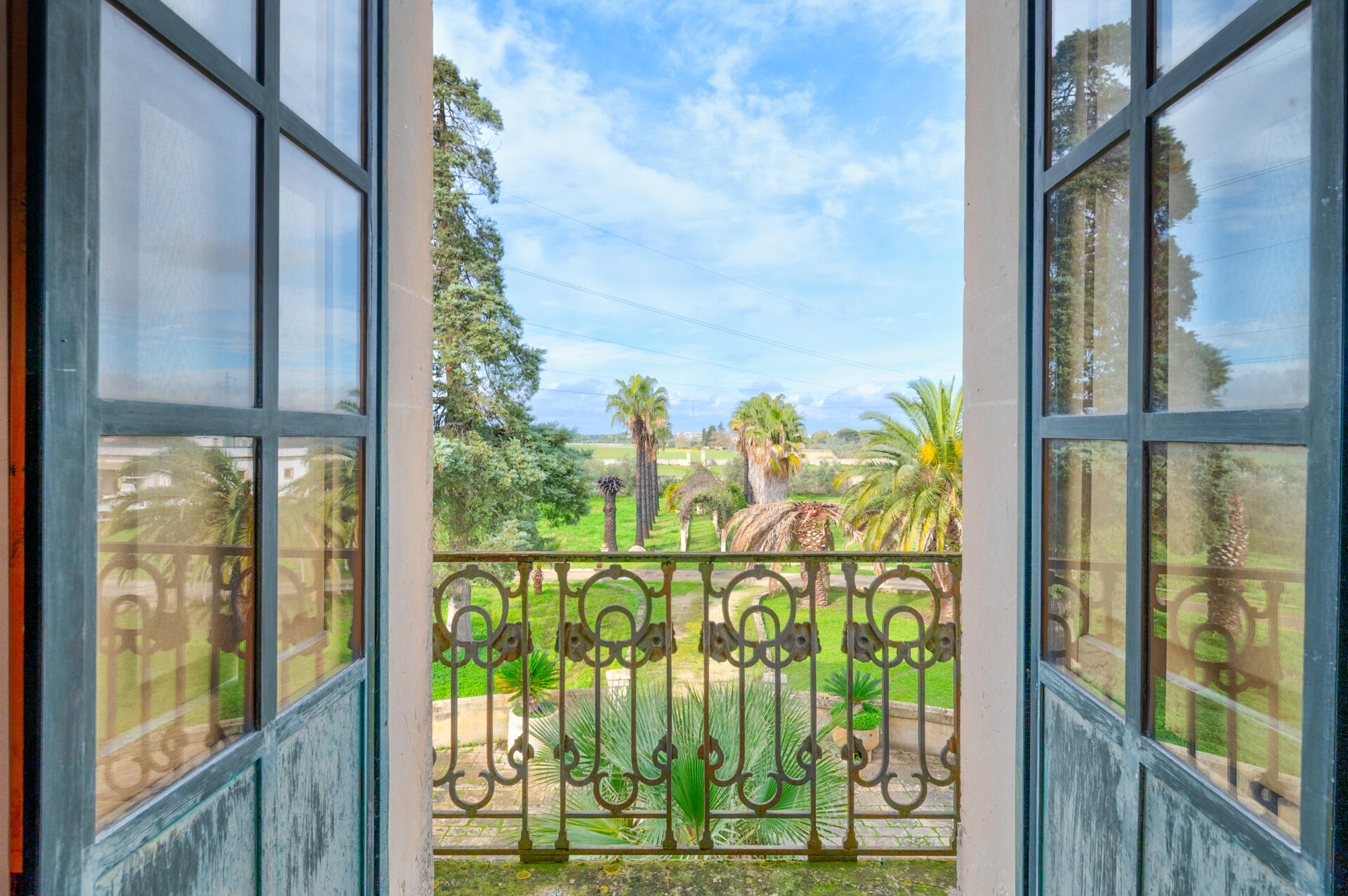 Villa d’epoca con piscina e parco in vendita a Lecce
