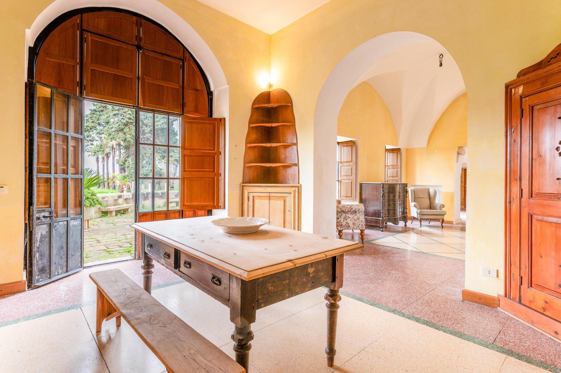 Villa d’epoca con piscina e parco in vendita a Lecce