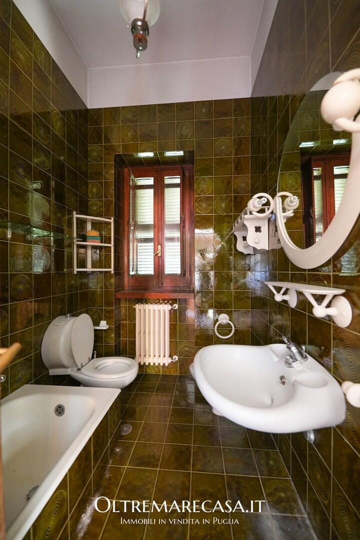 Villa with huge gardens near Lecce